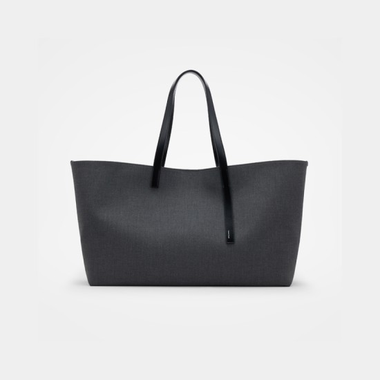 Commuter on the shoulder handbag, sports bag Commuter on the shoulder handbag, sports bag